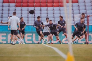 乐鱼体育app-【前瞻】德国三后卫能否抵挡法国三叉戟？